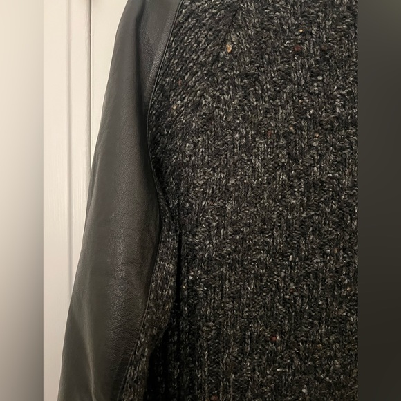 Line sweater jacket with Faux leather trims, Grey & Black, size M - Picture 5 of 7